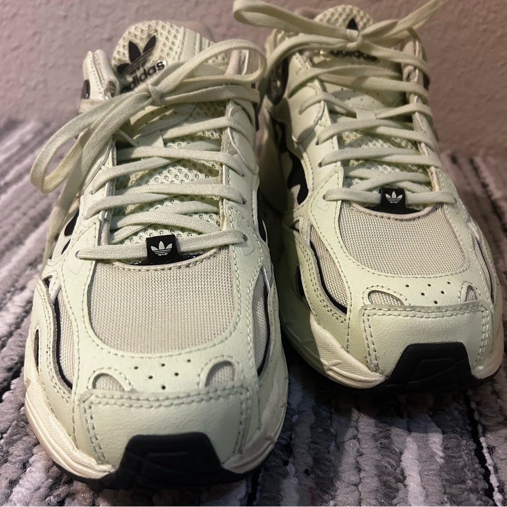 Adidas Originals Women’s Astir sneaker